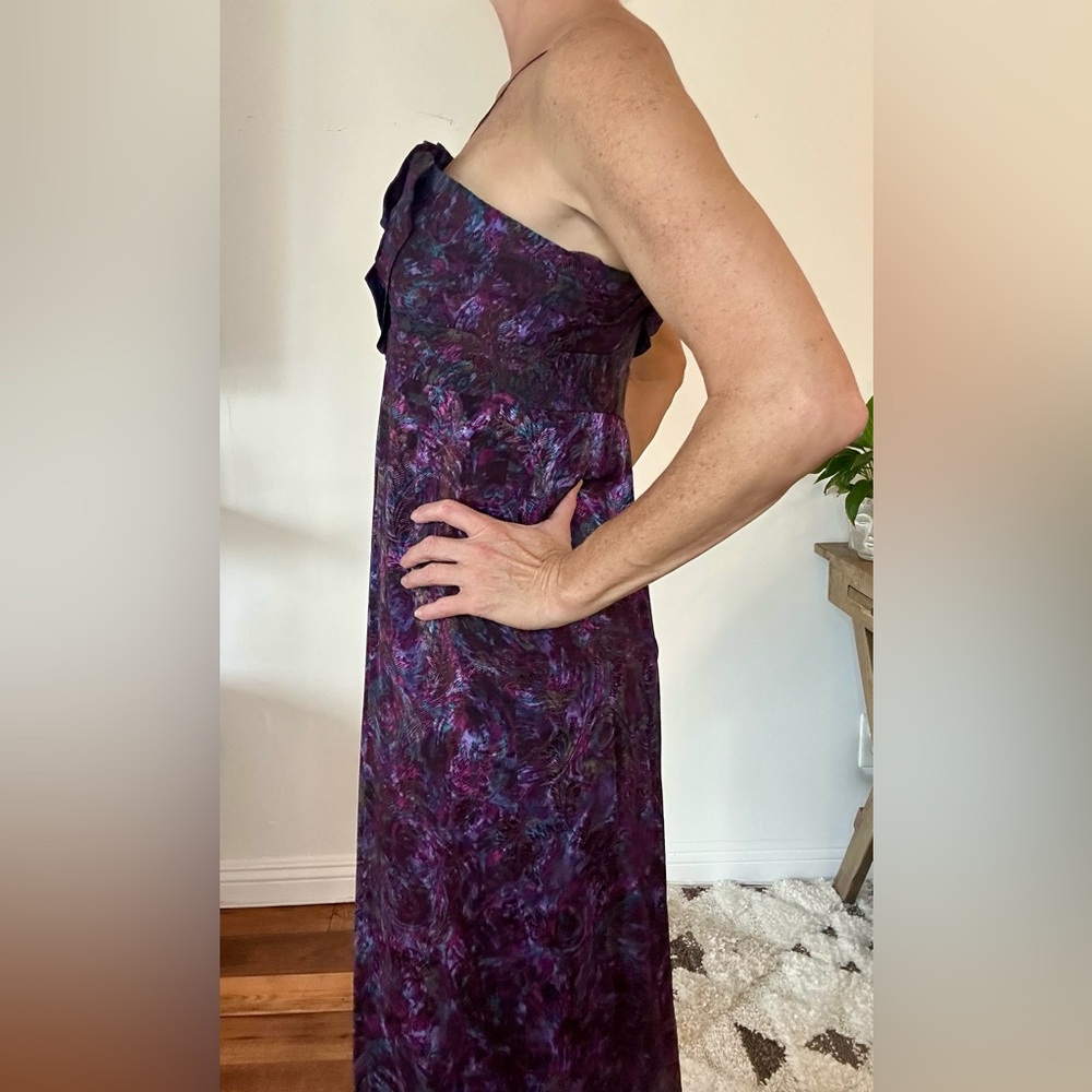Max Azria floor length gown in rich purple. Size 10 - Picture 6 of 6